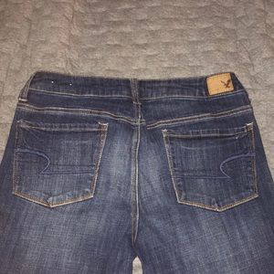 American eagle hi rise skinny jeans.